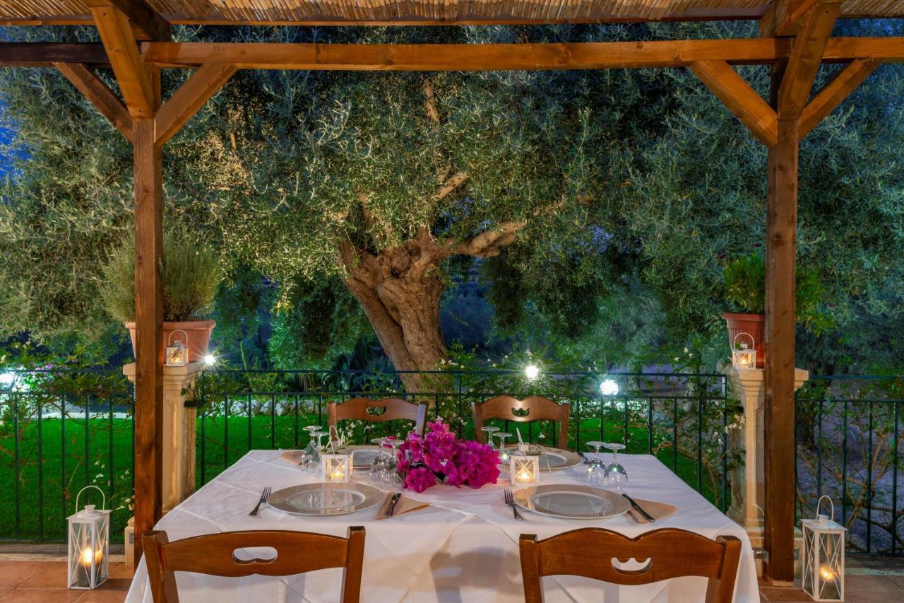Agriturismo Borgo Degli Ulivi Canicattini Bagni Exterior foto