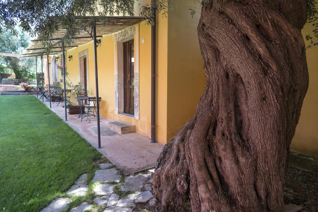 Agriturismo Borgo Degli Ulivi Canicattini Bagni Exterior foto